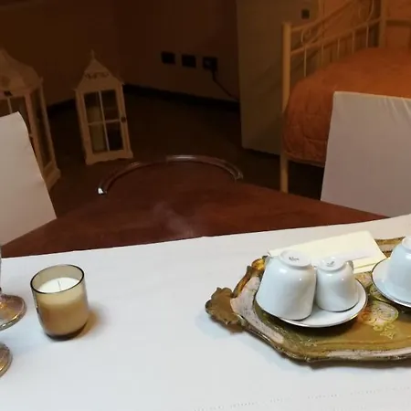 Bed and Breakfast Al Brutto Anatroccolo Φεράρα